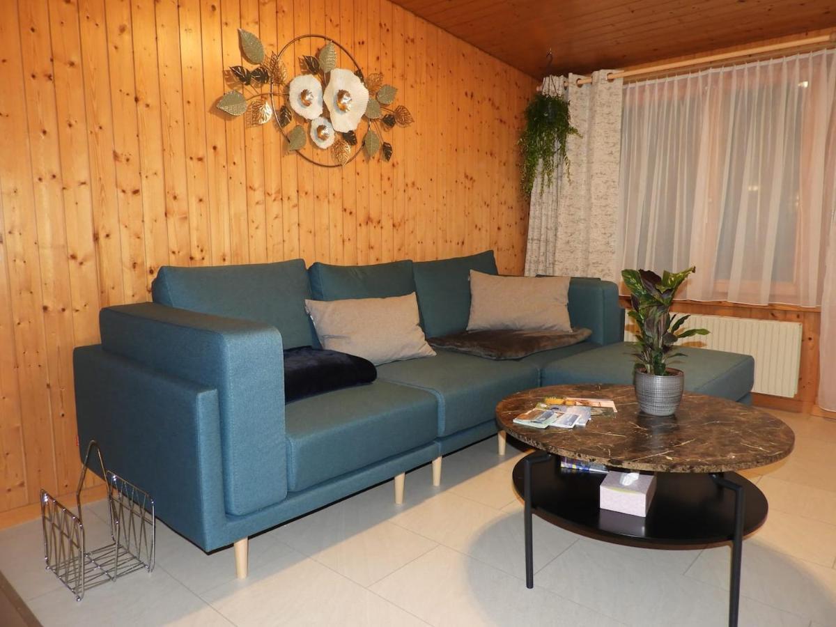 Schoene Ferienwohnung Mit Seeblick Thun Exterior foto